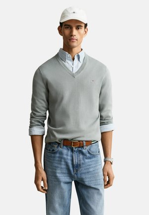 CLASSIC  V-NECK - Strickpullover - ceramic grey