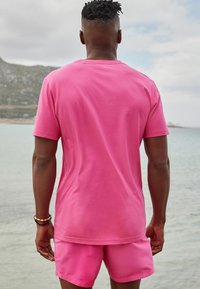 Next REGULAR - Základné tričko - pink bright