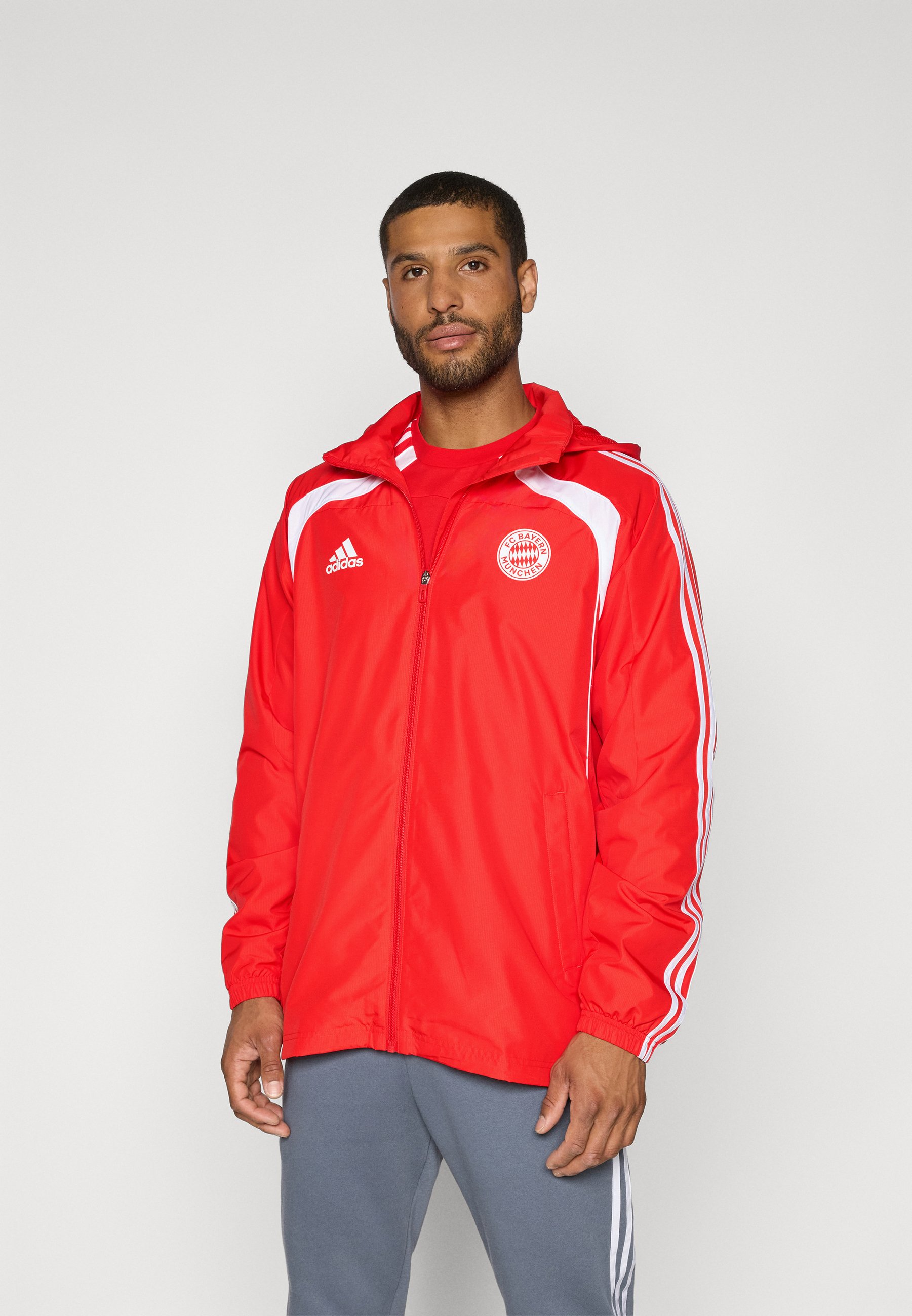 adidas Performance FC BAYERN MUNICH URBAN PURIST WINDBREAKER