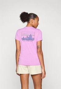 Patagonia DAILY GRAPHIC - Sportfelső - brisk purple