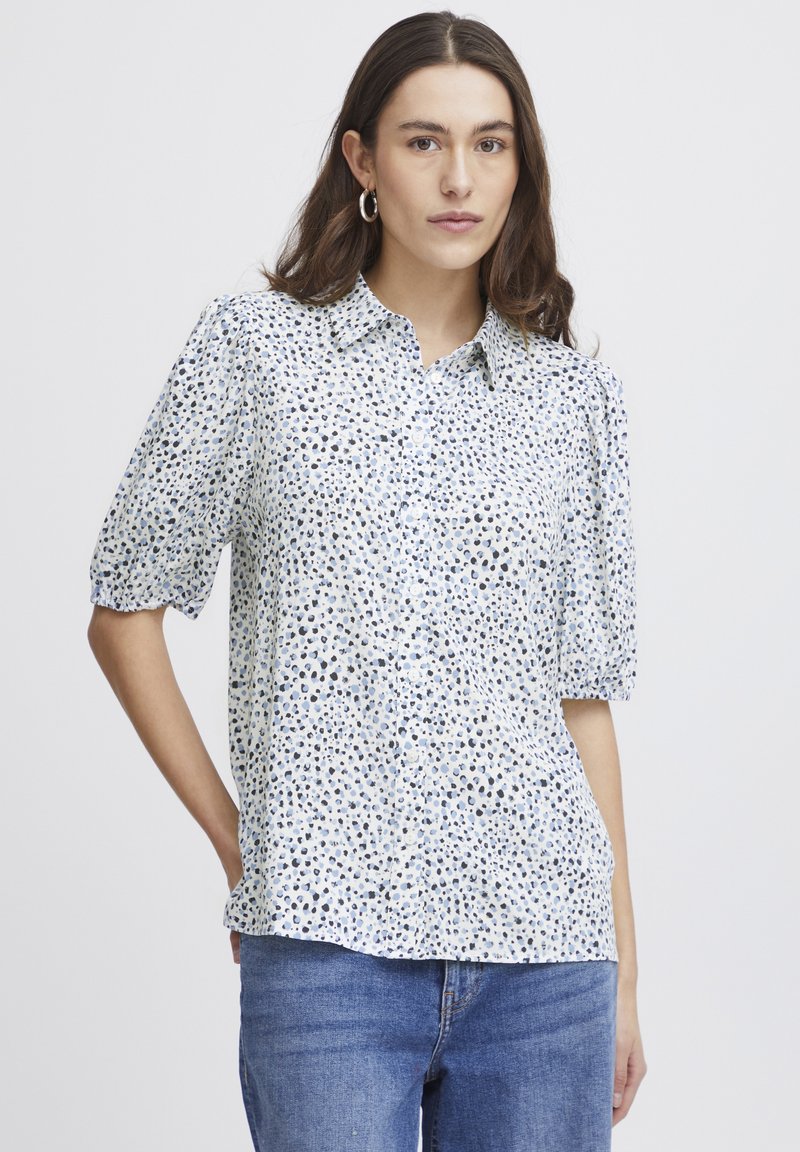 ICHI - IHAYA SH - Overhemdblouse - della robbia blue dot aop, Vergroten