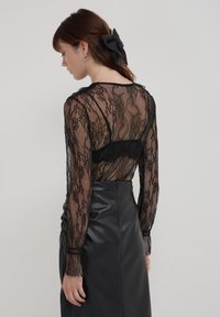 Calliope JABOT - Camicetta - noir