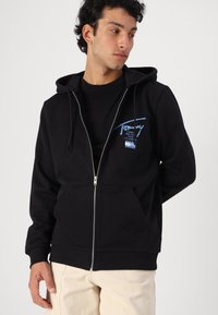 Tommy Jeans TWIST  - Zip-up sweatshirt - black