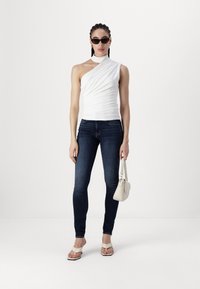 Abercrombie & Fitch BARE MOCK - Topp - brilliant white