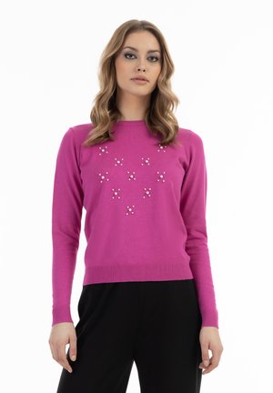 - Sweter