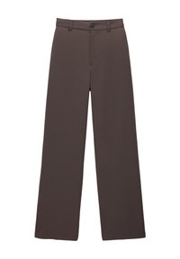 Pantalon marron à jambes larges en tissu lisse. Il présente une fermeture par boutons à l'avant et des passants de ceinture, avec un design minimaliste sans motifs.