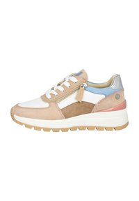 Zapatillas beige y blancas con ante y cuero liso. Talón azul claro, detalles plateados y suela de goma texturizada. Cordones y detalle de cremallera.