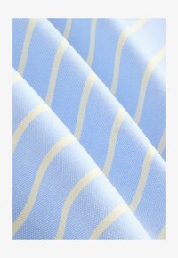 Non selezionato, blue orange