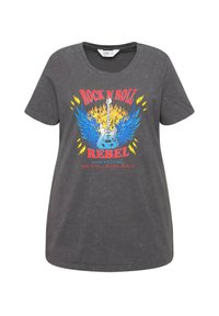 T-shirt en coton gris à manches courtes, avec un col rond ; présente un graphique coloré d'une guitare et le texte : "ROCK N ROLL REBEL."