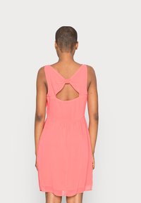 NAF NAF LENA - Vestido de dia - corail