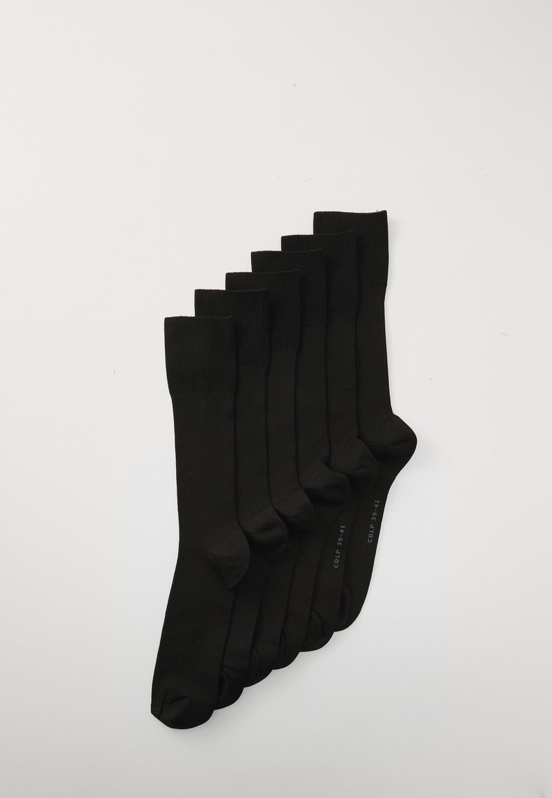 Chaussettes en coton noir avec une texture lisse, dotées d'un revers côtelé et d'un design sans couture, présentées dans un ensemble de six.