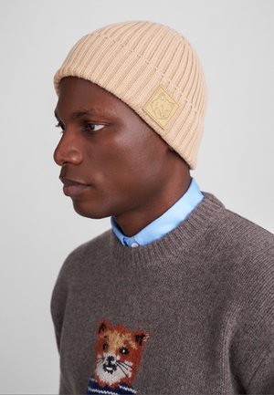 BOLD FOX HEAD PATCH BEANIE - Muts - chamois