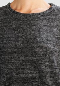 Vero Moda Sweter
