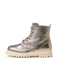 Metallic gold Knöchelstiefel mit strukturierter Oberfläche, beigefarbenem Gummisohle, sechs Ösen und passenden Schnürsenkeln für einen sicheren Sitz.