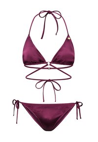 Bikinio komplektas giliai violetinės satino spalvos, su trikampio formos liemeniu su surišamomis rankovėmis ir reguliuojamomis kelnaitėmis su šoninėmis rišimo detalėmis. Lygi tekstūra, minimalus aparatūra.