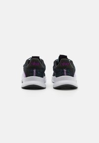 Nike Performance W NIKE SUPERREP GO 3 FLYKNIT - Sapatilha de treino - black/green glow/armory navy/vivid purple/lilac