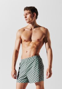 KARL LAGERFELD KARL LAGERFELD SWIMWEAR BOTTOM MONOGRAM SHORT SWIM SHORTS - Badehose Pants - monogram grey mist
