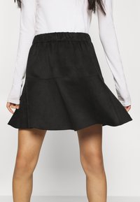 Vero Moda Gonna a campana - black
