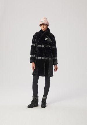 BIZUU FLORENCE - Wintermantel - black