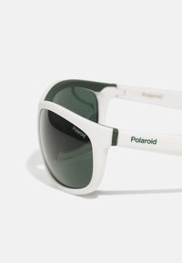 Polaroid UNISEX - Óculos de sol - matte white