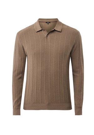 Polo a maniche lunghe marrone realizzato in tessuto a maglia testurizzata. Caratterizzato da un colletto classico, chiusura con tre bottoni e coste verticali.