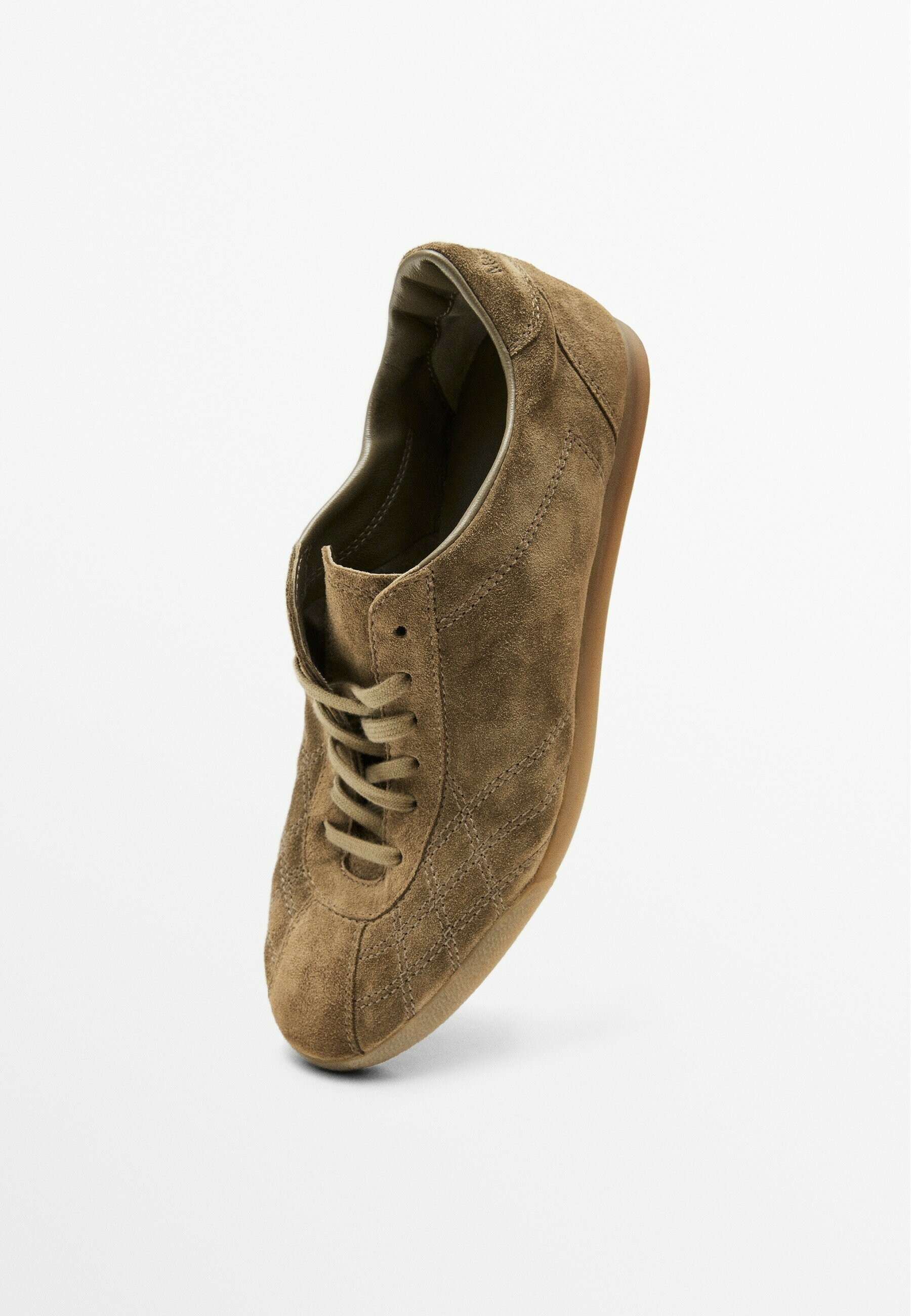 ☆日本未入荷*Massimo Dutti*本革スエードスニーカー/CAMEL☆ Split suede trainers · Camel, 1-525 · Shoes | Massimo Dutti