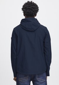 Thumbnail Image 3