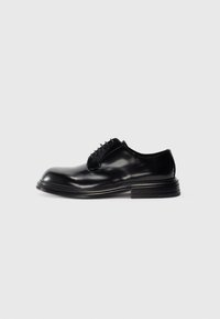 DERBY - Suvarstomi - black