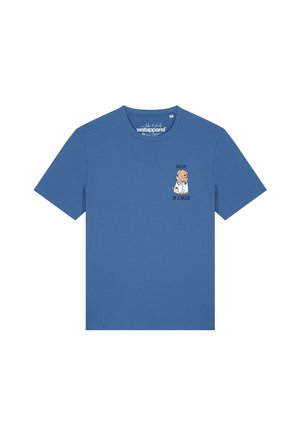 Blaues T-Shirt mit kurzen Ärmeln, mit einem kleinen Cartoon-Hund in einem weißen Mantel und dem Text "Trust me I'm a dogtor" auf der linken Brust.