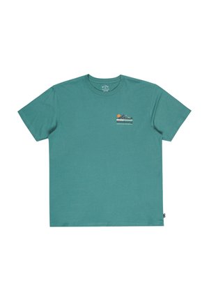 Green cotton t-shirt with short sleeves, round neckline, and a printed logo featuring an orange sun and mountain design on the front.