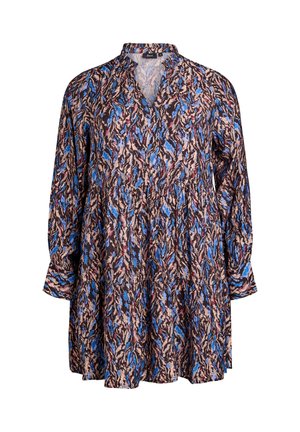 Långärmad klänning med V-ringning i ett flerfärgat abstrakt mönster som innehåller nyanser av blått, rosa och beige mot en mörk bakgrund. Tillverkad i bomull.