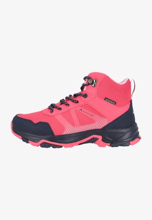 Scarpe da trekking impermeabili in rosa e blu navale, con una tomaia testurizzata, colletto imbottito e suola a motivo. Lacci blu scuro con occhielli metallici.