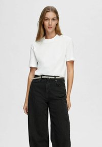 Selected Femme - SLFRELAX MOCK NECK TEE  - T-Shirt basic - bright white Thumbnail-Bild 1