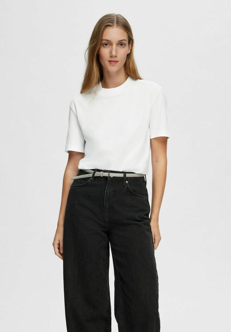 Selected Femme - SLFRELAX MOCK NECK TEE  - T-Shirt basic - bright white, Vergrößern