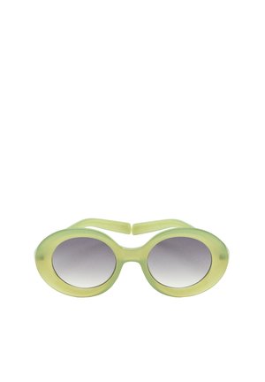 - Okulary przeciwsłoneczne