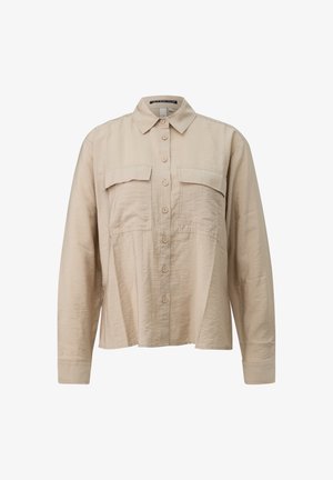 Beige Langarmhemd mit Knopfleiste, zwei Brusttaschen, weicher Textur und entspannter Passform. Mit spitzem Kragen und geknöpften Ärmeln.