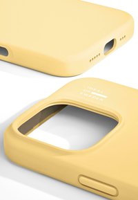 iDeal of Sweden MAGSAFE IPHONE 16 PRO MAX - Mobiletui - yellow