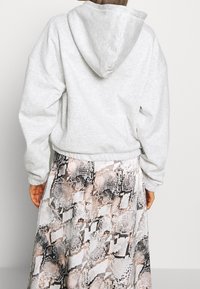 Weekday Felpa con cappuccio - mottled light grey