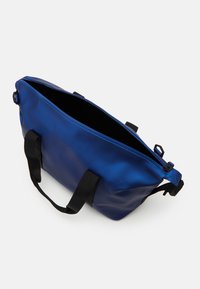 Rains HILO BAG SMALL UNISEX - Sac week-end - storm