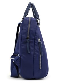 Marinblå axelväska med två vertikala dragkedjefickor, justerbar rem och dubbla vadderade handtag, visad från sidan.