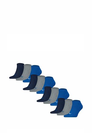 Conjunto de calcetines tobilleros en azul marino, gris y azul. Están confeccionados con una tela suave, con partes superiores elásticas y detalles de logotipo, presentando una mezcla de diseños sólidos y jaspeados.
