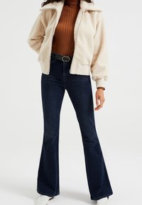 WE Fashion Light jacket - off-white