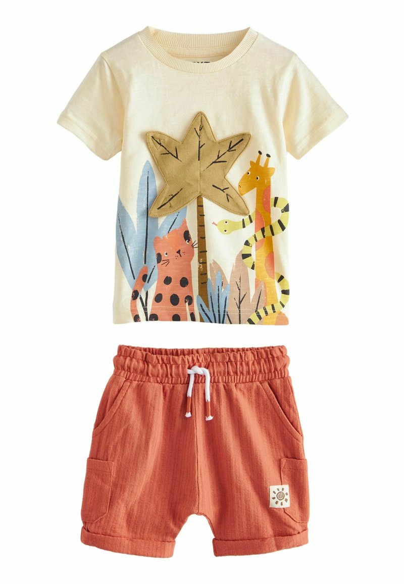 Next CHARACTER SET REGULAR FIT - Jogginghose - cream jungle appliqué