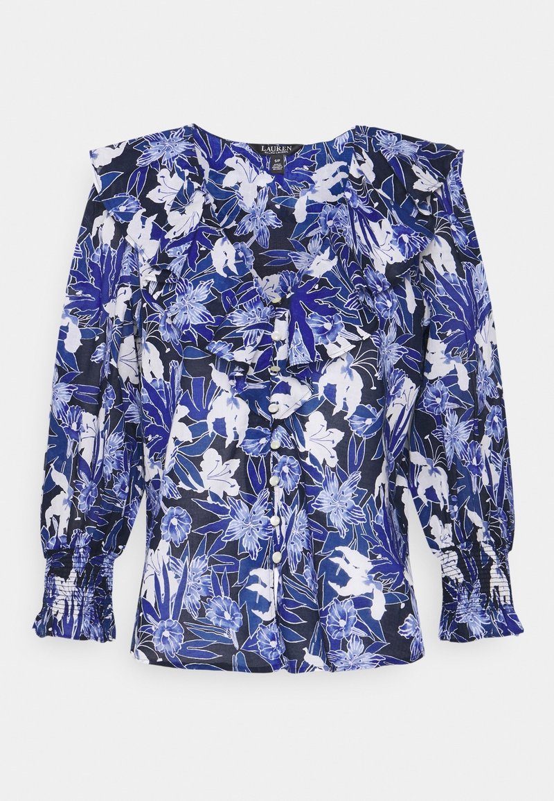 Blå og hvid bluse med blomsterprint, flæsekrave, lange pufærmer, knaplukning foran og rynkede manchetter.