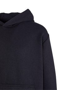 Felpa blu navy realizzata in tessuto morbido, con una grande tasca frontale, maniche larghe e cappuccio con cordino. Design semplice senza motivi.