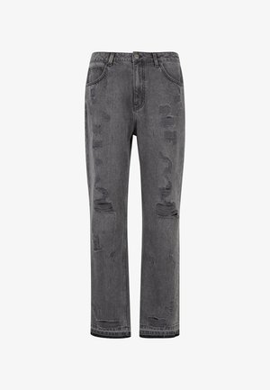 Graue Straight-Leg-Jeans aus Denim mit distressed Details, sichtbaren Rissen und einem leicht fransigen Saum sowie einer silberfarbenen Knopfverschluss.