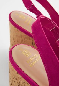 Next REGULAR WIDE FIT - Platform szandálok - pink