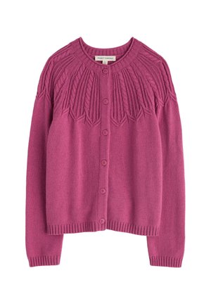 Pletený kardigán v jasnej ružovej farbe, s textúrovaným hrdlom s káblovým vzorom, dlhými rukávmi a gombíkmi cez prednú stranu.