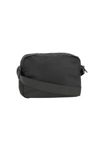 Borsa a spalla nera in nylon con una superficie liscia, forma rettangolare, manico regolabile e design minimalista. Nessuna ferramenta o pattern visibili.