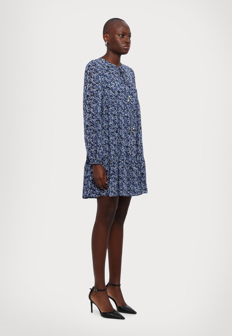 MICHAEL Michael Kors TIE NECK MINI DRESS - Day dress - admiral/blue - Zalando MICHAEL Michael Kors TIE NECK MINI DRESS - Day dress - admiral/blue - Zalando